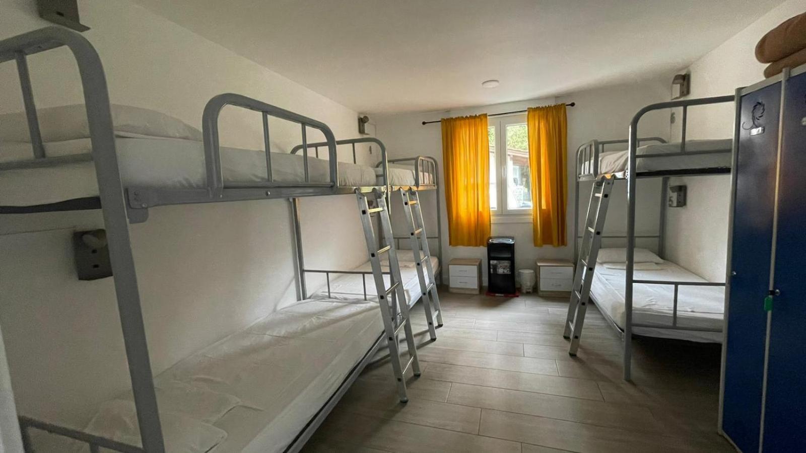 Erletxe Aterpea Hostel Lezo Ngoại thất bức ảnh
