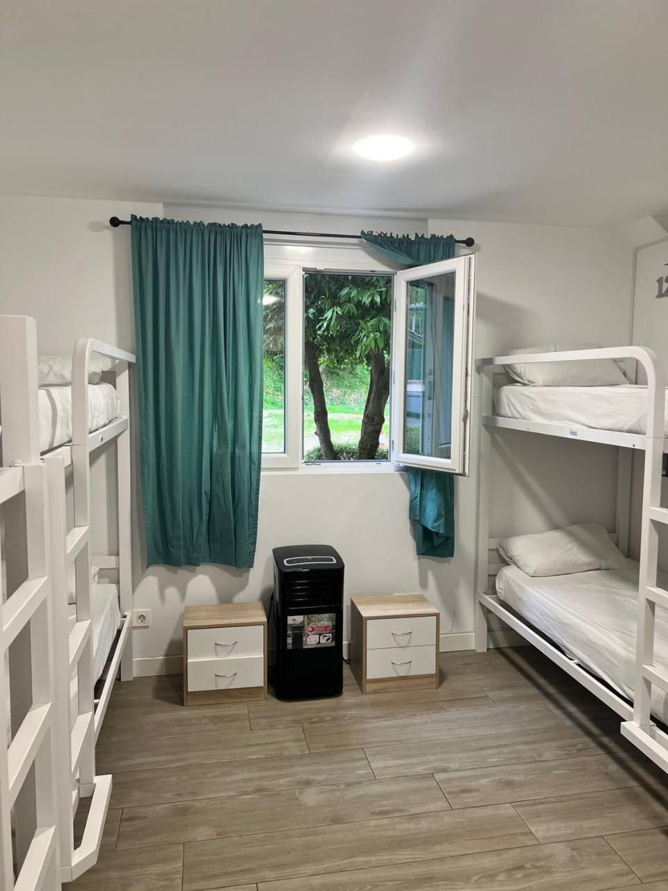 Erletxe Aterpea Hostel Lezo Ngoại thất bức ảnh