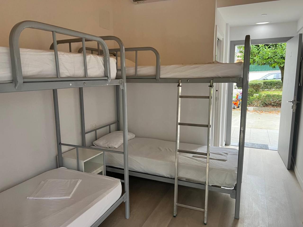 Erletxe Aterpea Hostel Lezo Ngoại thất bức ảnh