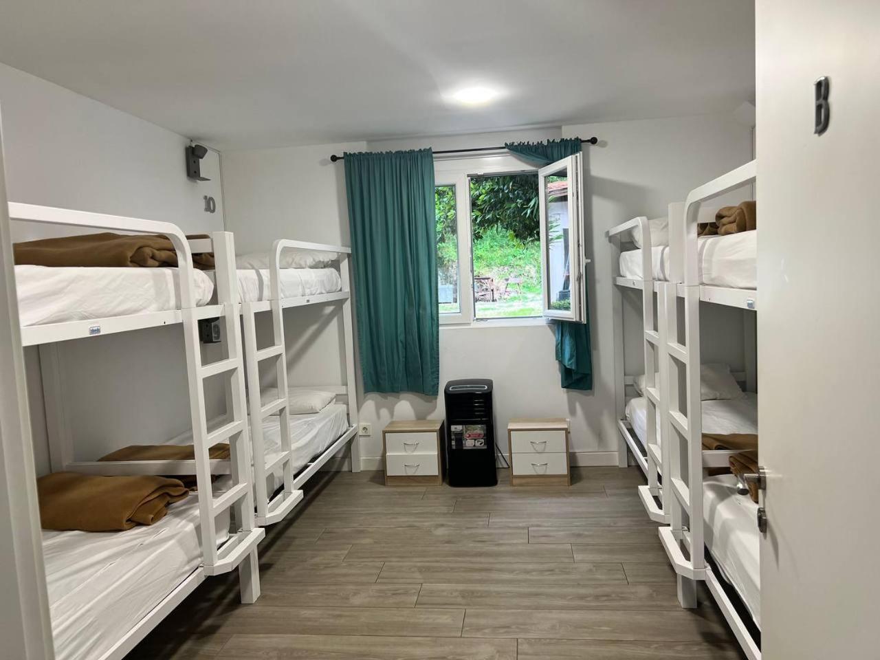 Erletxe Aterpea Hostel Lezo Ngoại thất bức ảnh